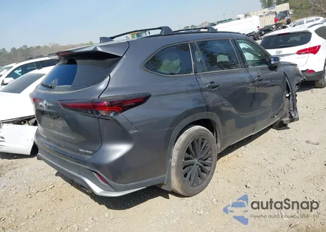 2024 Toyota Highlander Xse z USA, uszkodzony, nr VIN 5TDKDRBH4RS530311